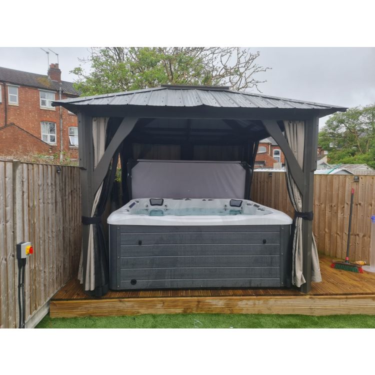 Empire 6-7 person hot tub