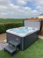 Mercury 3 seater hot tub