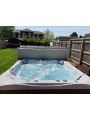 Shakespeare 6 person hot tub