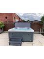 Shakespeare 6 person hot tub